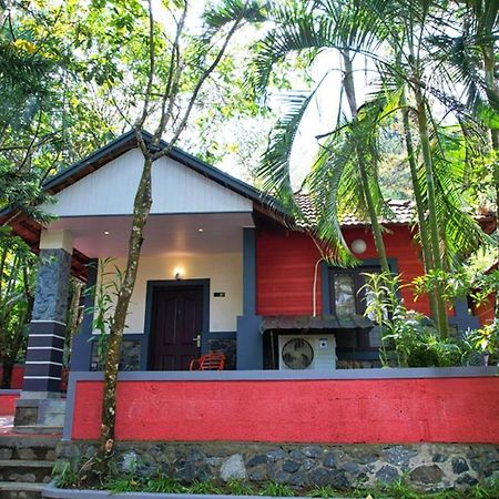 Clay Resort By Bestinn Leisure - Wayanad Padinjarathara エクステリア 写真