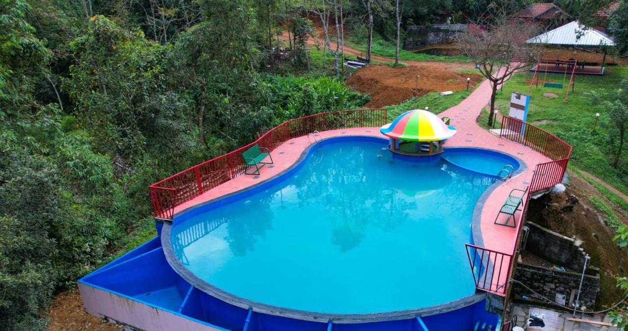 Clay Resort By Bestinn Leisure - Wayanad Padinjarathara エクステリア 写真