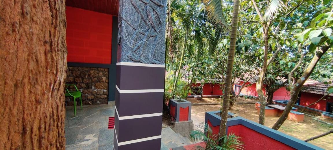 Clay Resort By Bestinn Leisure - Wayanad Padinjarathara エクステリア 写真
