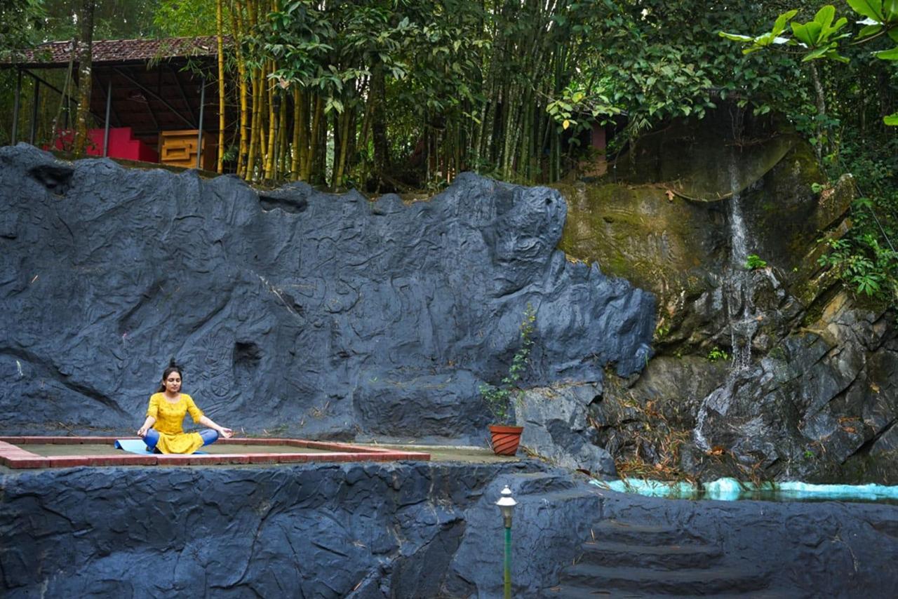 Clay Resort By Bestinn Leisure - Wayanad Padinjarathara エクステリア 写真