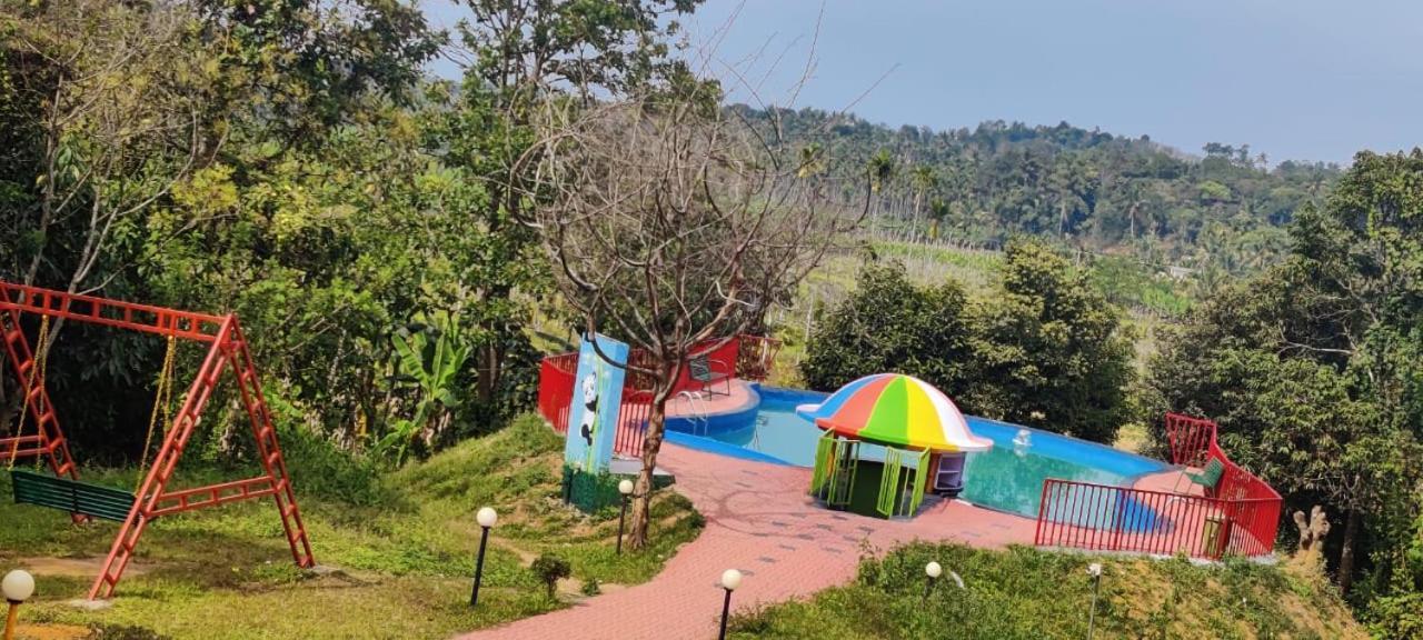 Clay Resort By Bestinn Leisure - Wayanad Padinjarathara エクステリア 写真