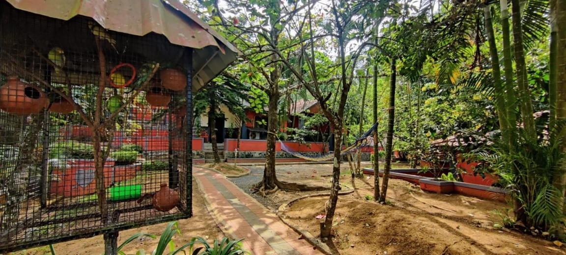 Clay Resort By Bestinn Leisure - Wayanad Padinjarathara エクステリア 写真